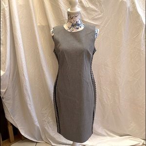 Calvin Klein size 8 fitted midi sleeveless black & white houndstooth checkered